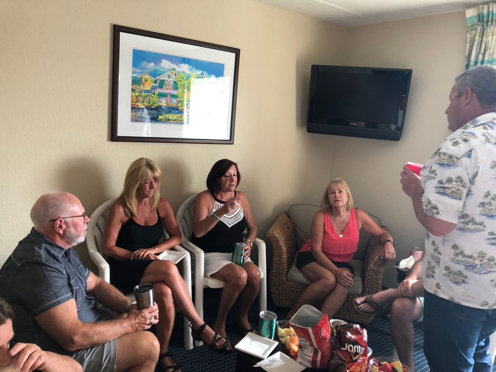 Cocktailes before dinner